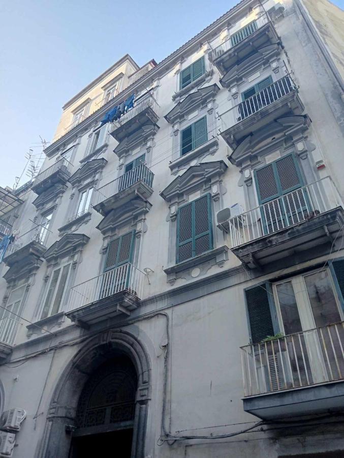B&B Palazzo Sersale Napoli Esterno foto