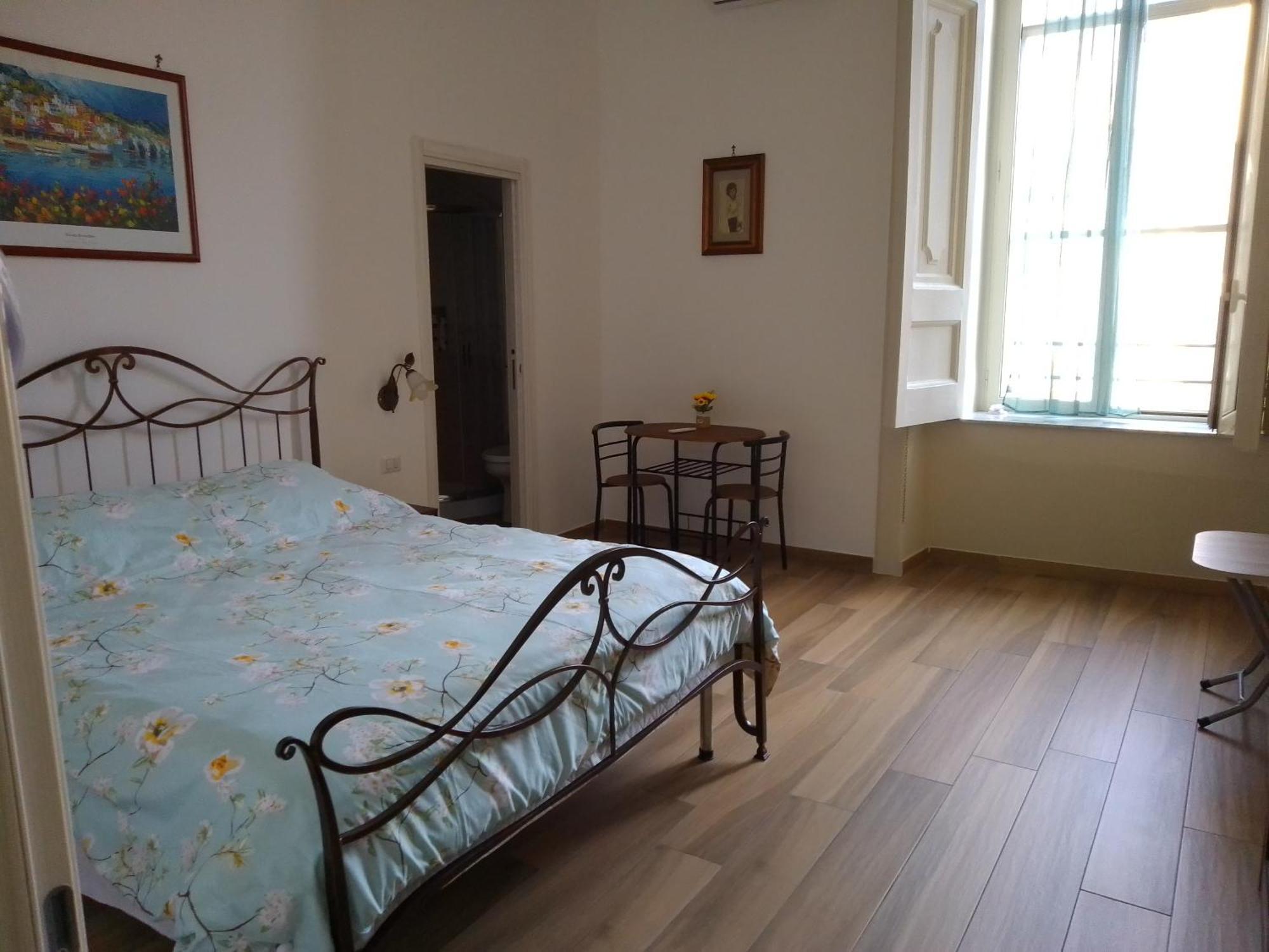 B&B Palazzo Sersale Napoli Esterno foto