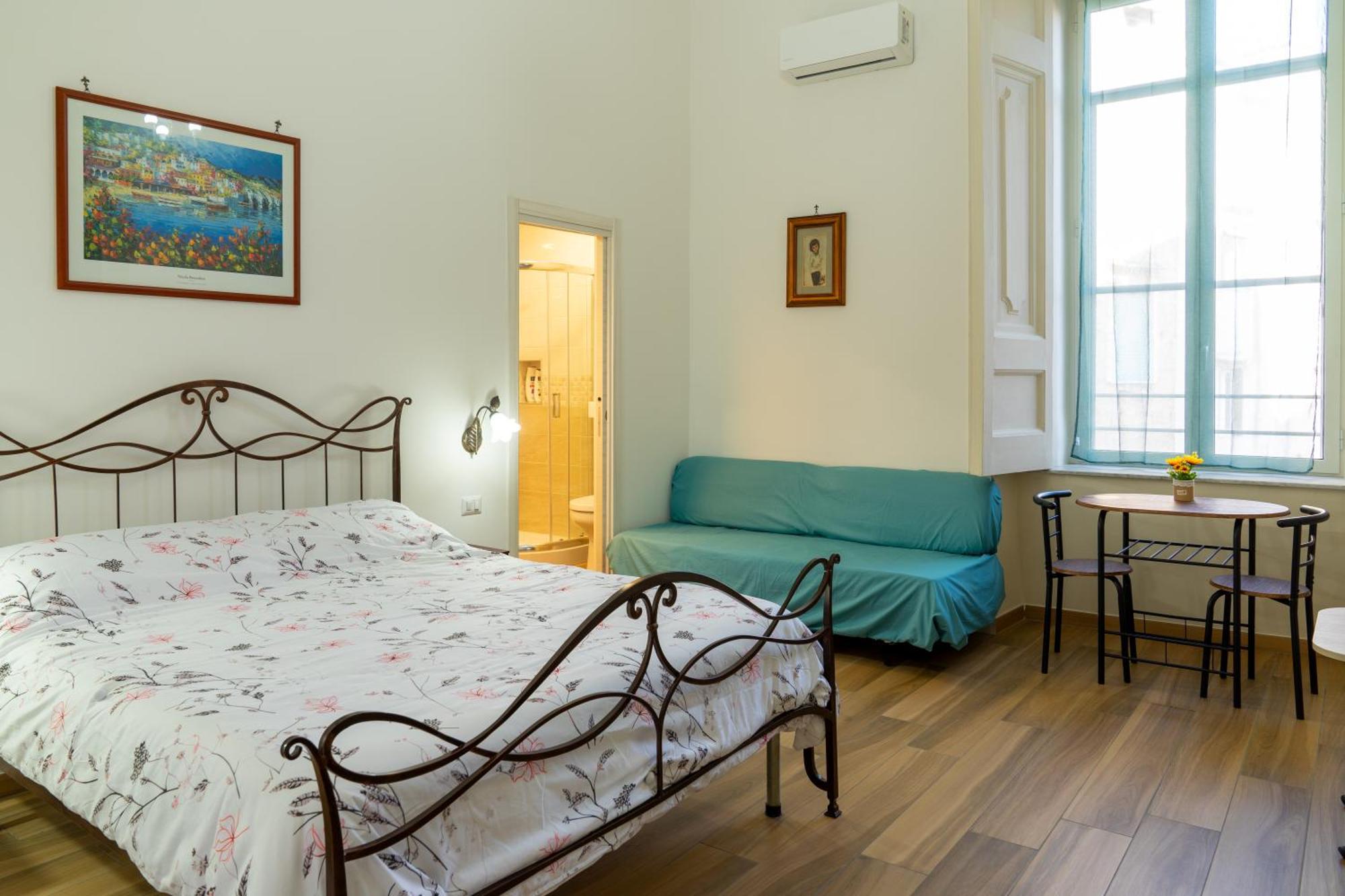 B&B Palazzo Sersale Napoli Esterno foto